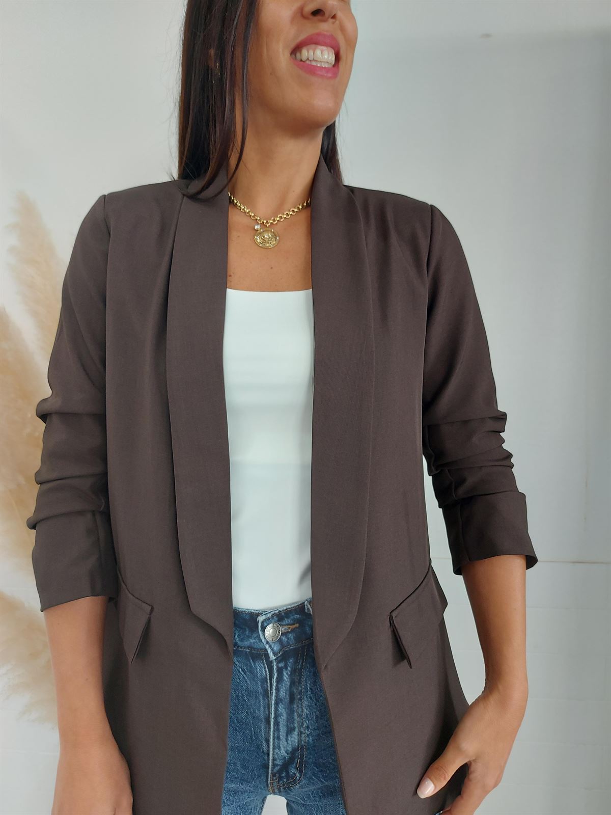 BLAZER MANGA FRUNCIDA CHOCOLATE - Imagen 4