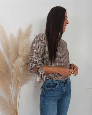 BLUSA CUADROS LAZO PUÑO - Imagen 1