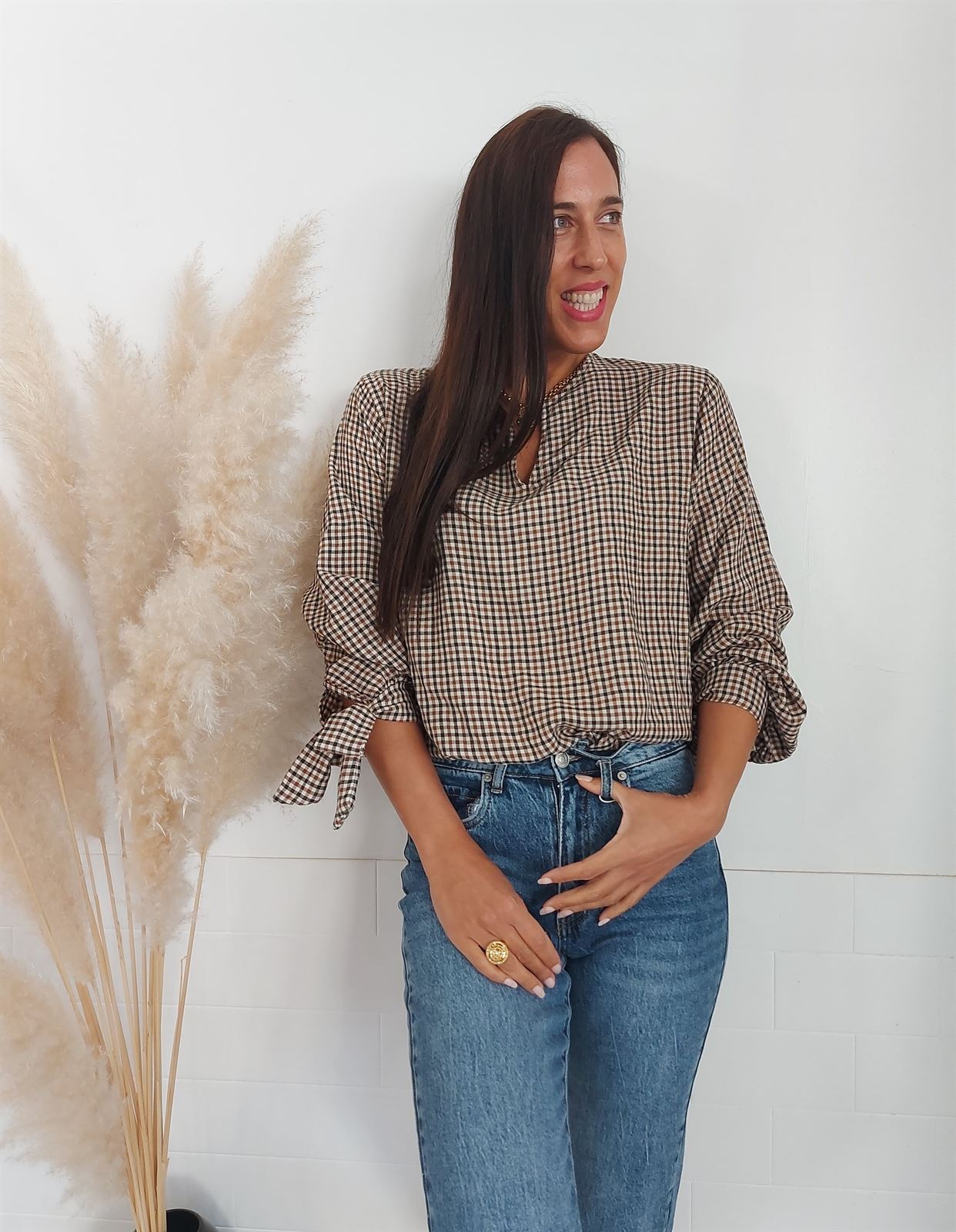BLUSA CUADROS LAZO PUÑO - Imagen 4