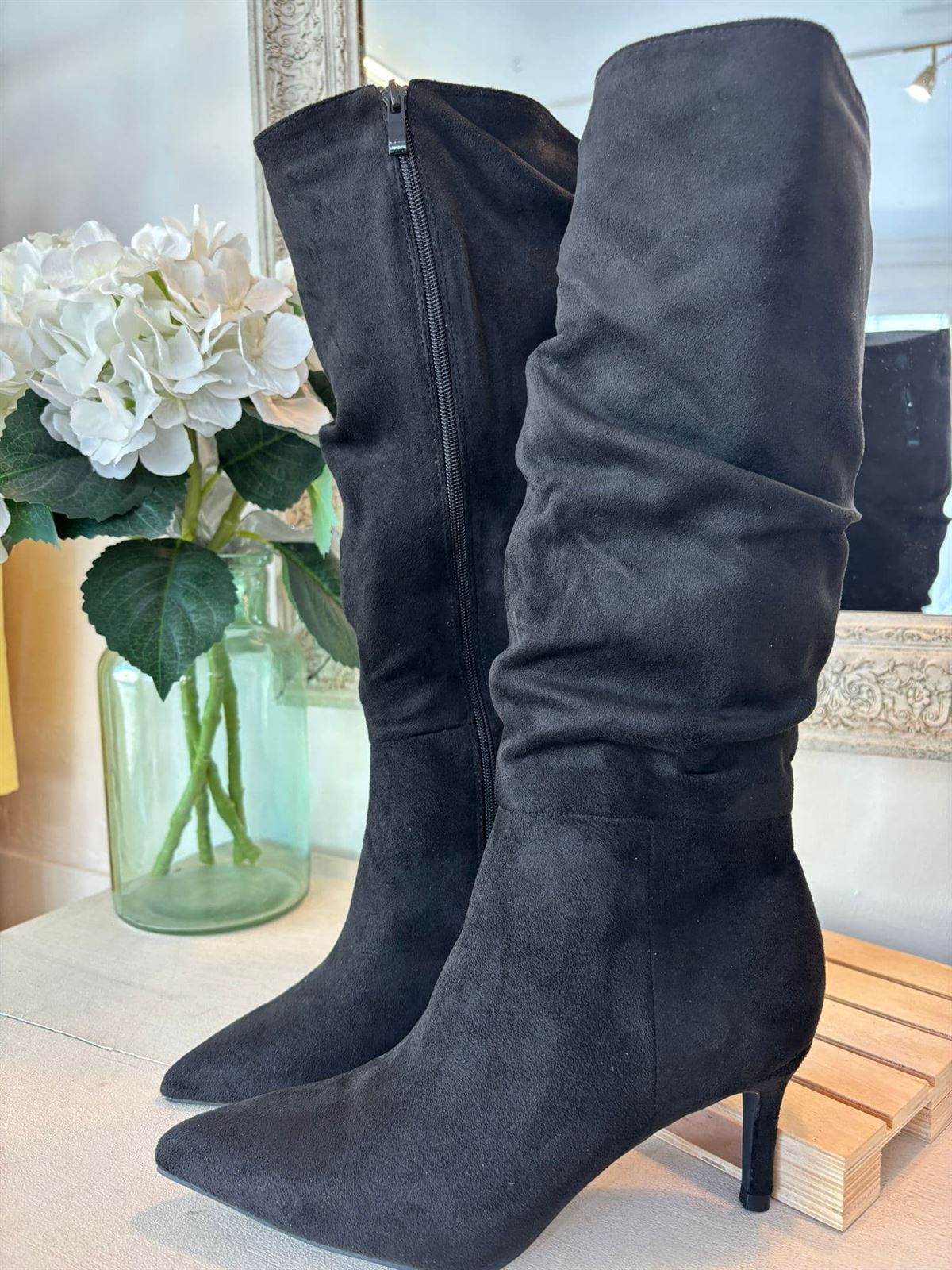 BOTA ANTELINA NEGRA - Imagen 1