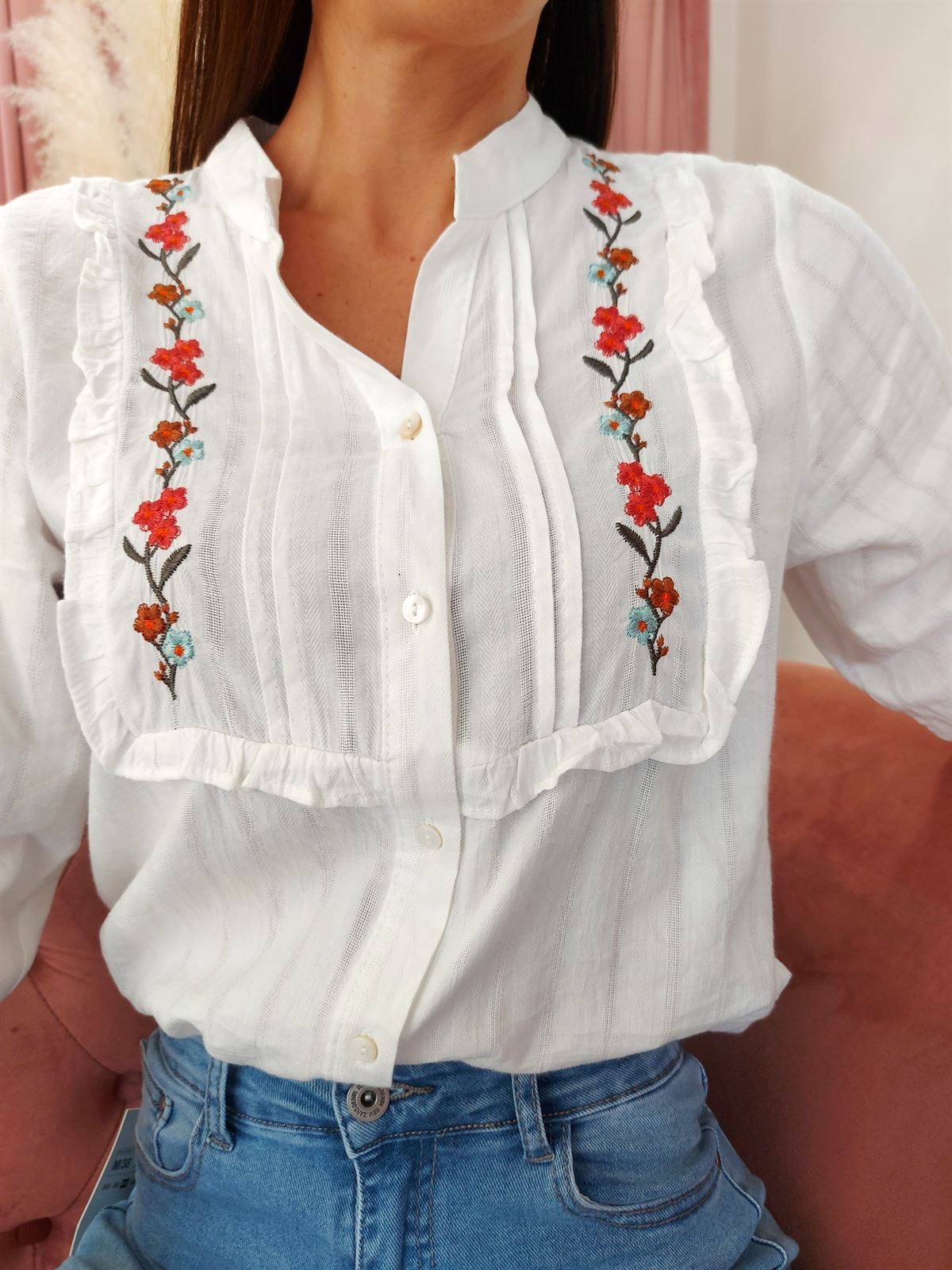 CAMISA BORDADO FLORES - Imagen 2