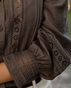 CAMISA CHOCOLATE - Imagen 2