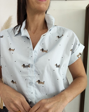 CAMISA DOGGY CELESTE - Imagen 2
