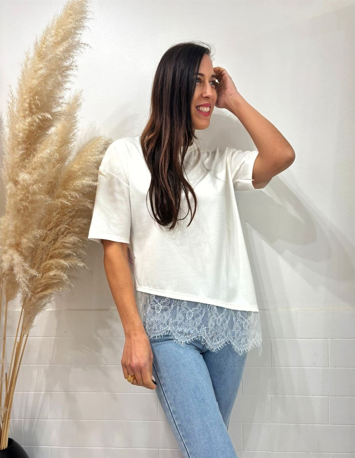 CAMISETA ENCAJE BLANCA - Imagen 4