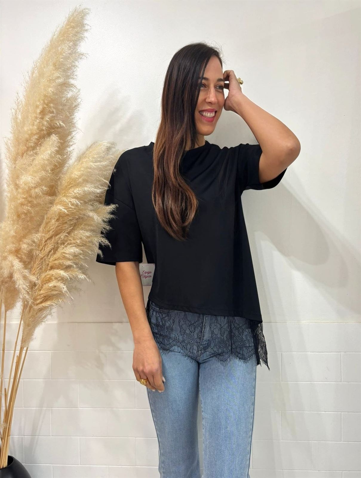 CAMISETA ENCAJE NEGRA - Imagen 5