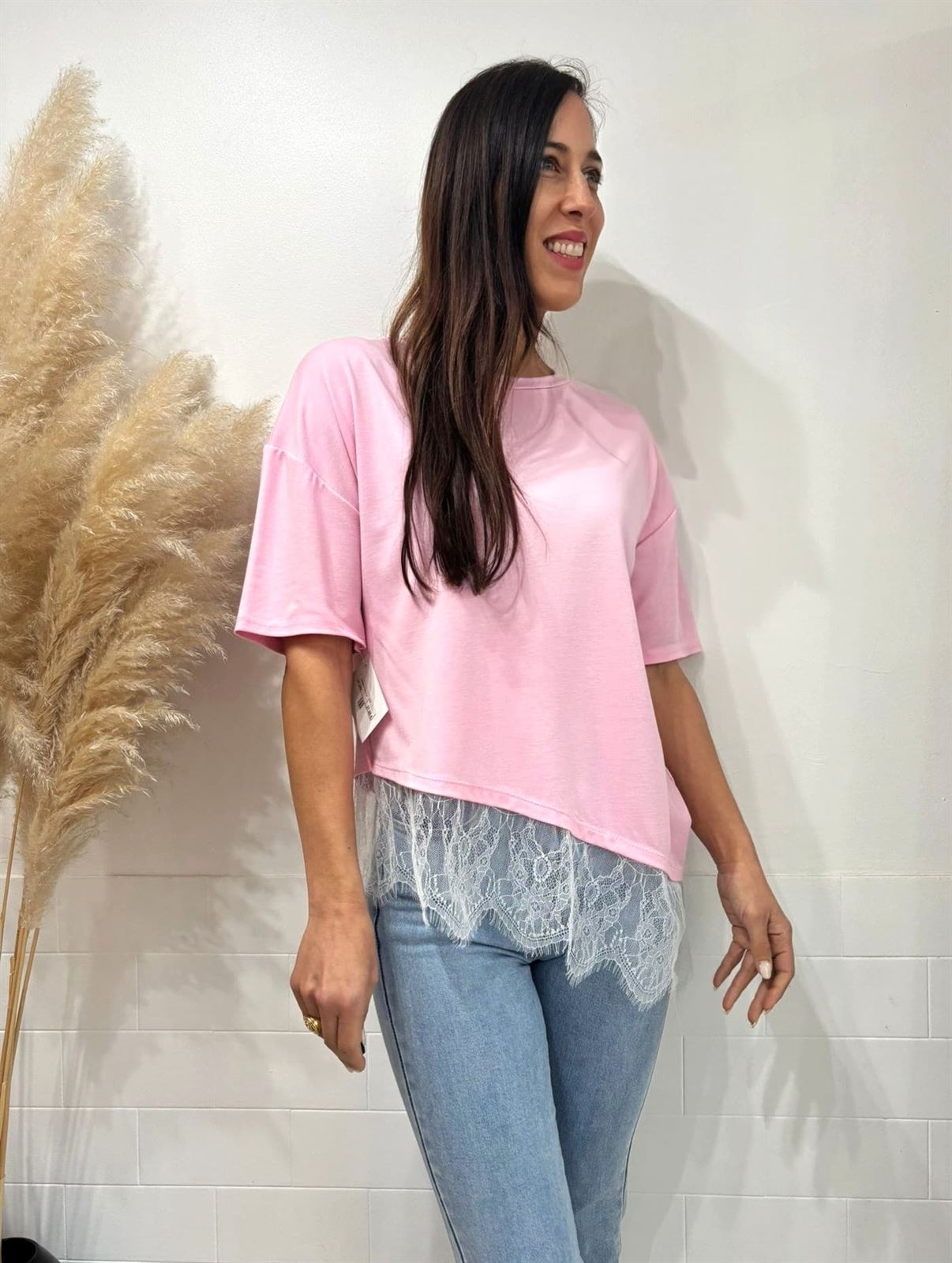 CAMISETA ENCAJE ROSA - Imagen 4