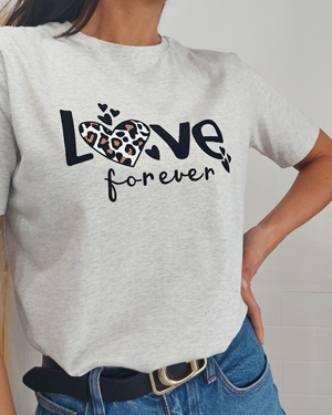 CAMISETA LOVE PRINT GRIS - Imagen 2