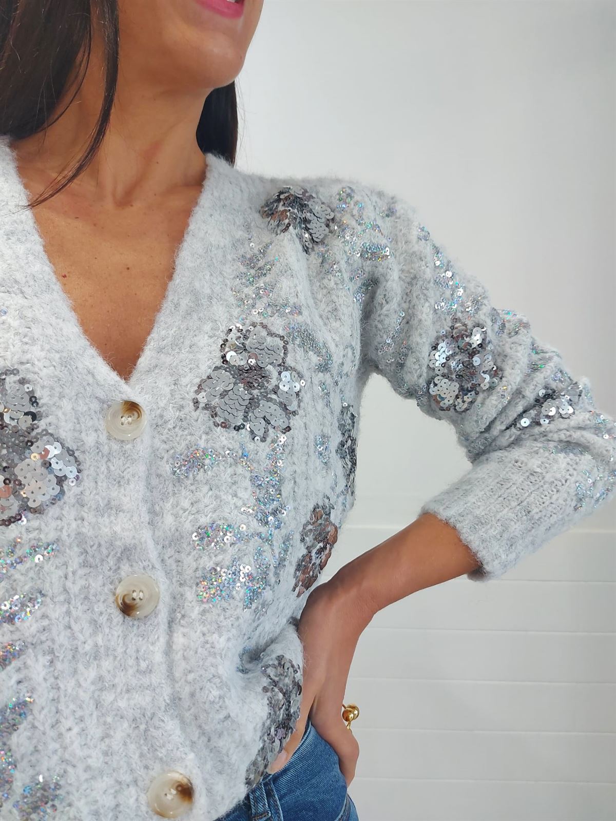 CHAQUETA PUNTO LENTEJUELA GRIS - Imagen 4
