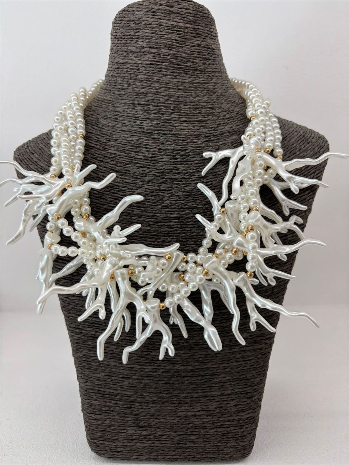 COLLAR CORALES BLANCO - Imagen 1