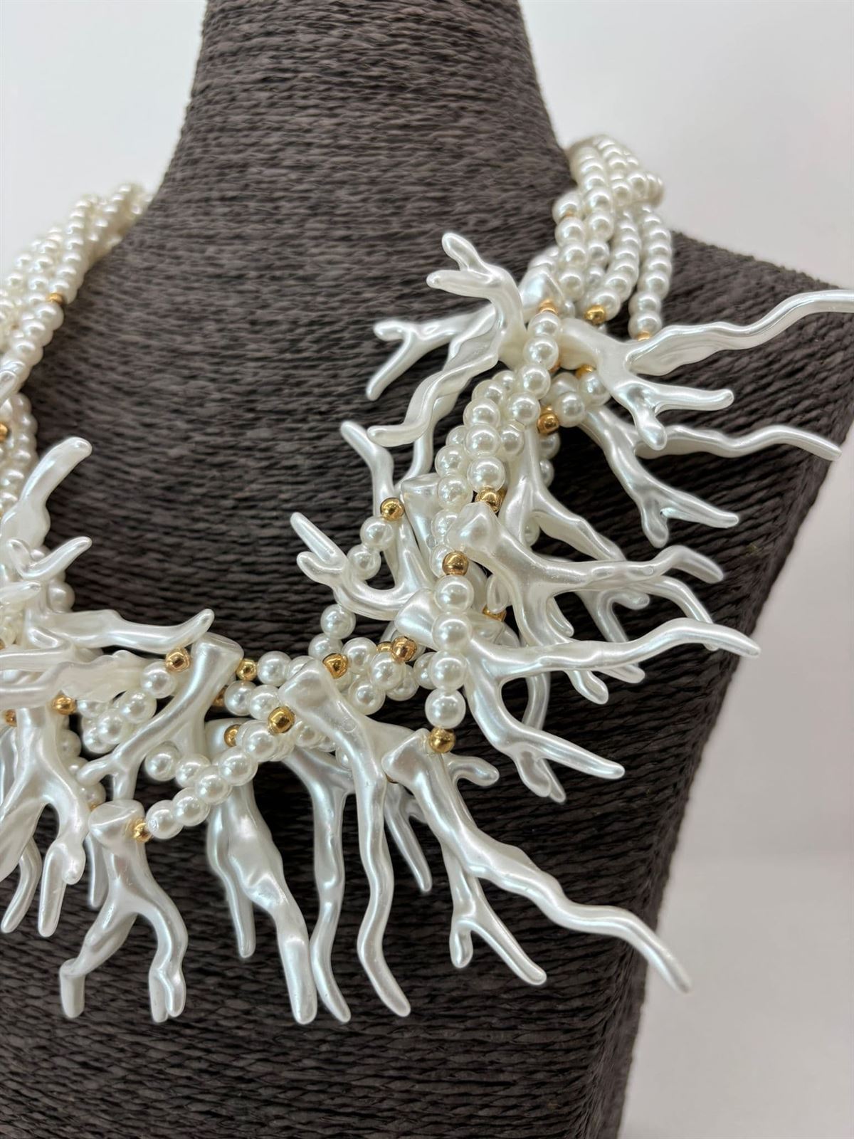 COLLAR CORALES BLANCO - Imagen 2