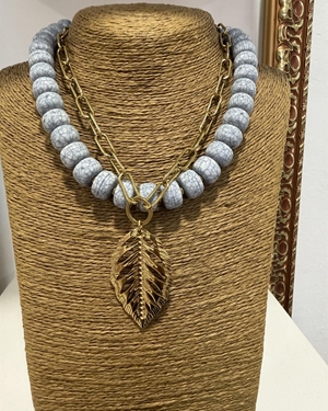 COLLAR DORADO AZUL - Imagen 1