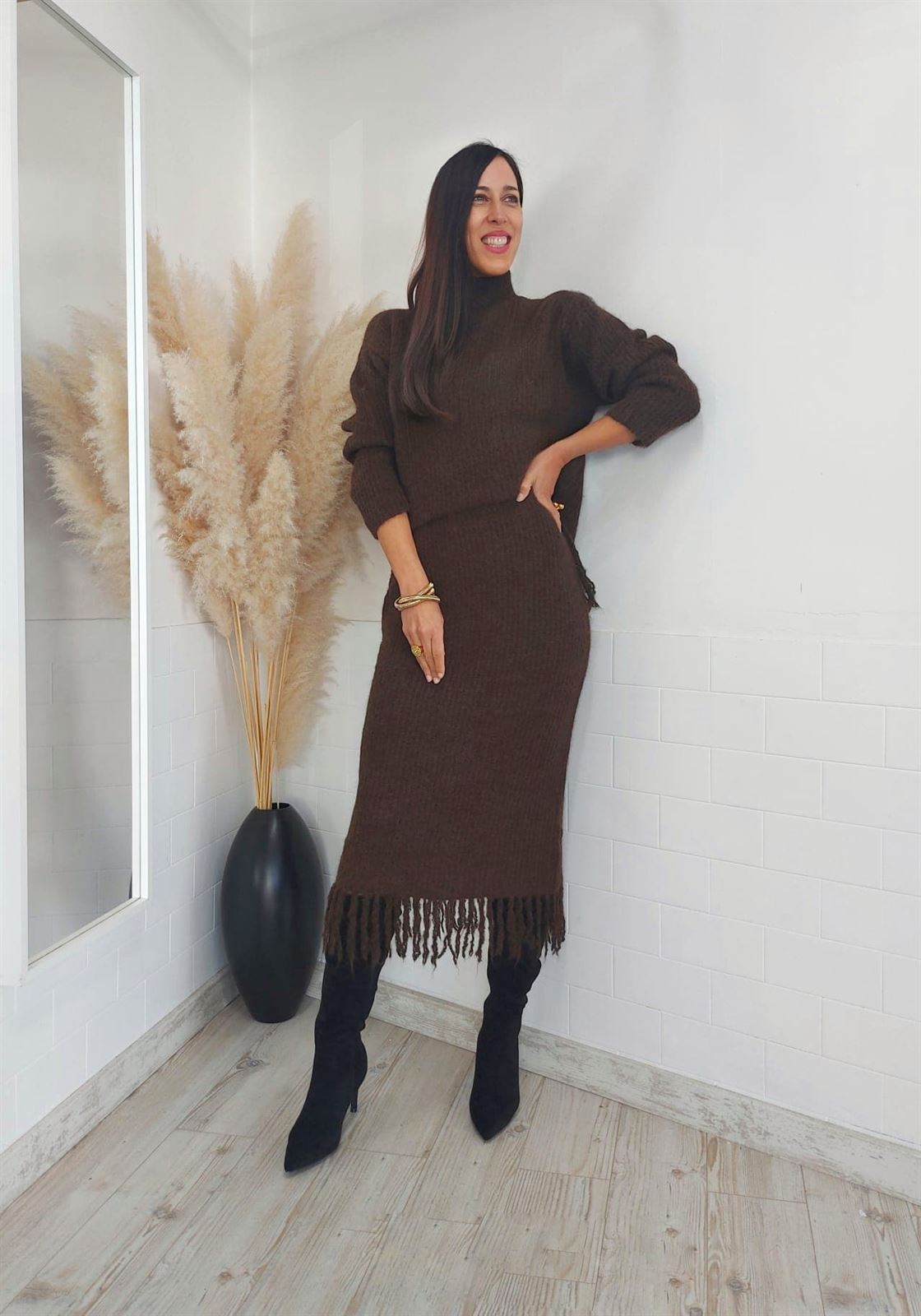 CONJUNTO FALDA JERSEY CHOCOLATE - Imagen 4