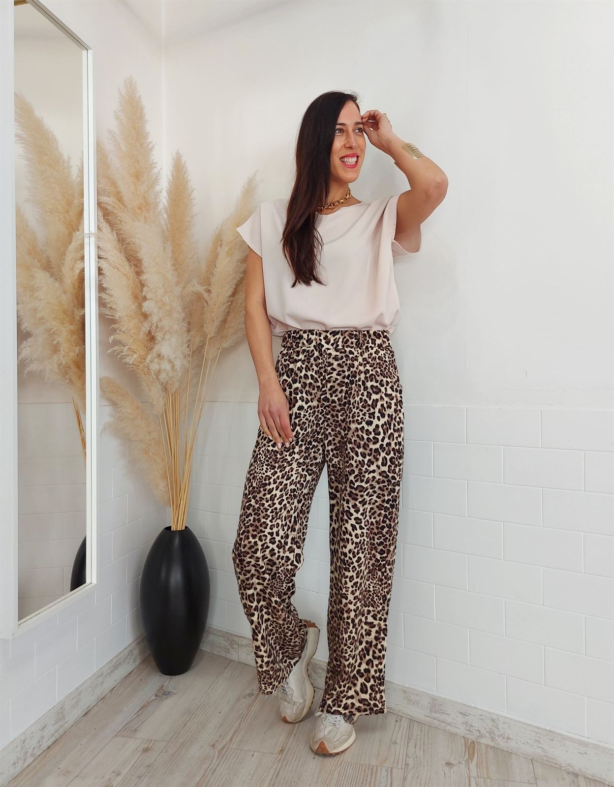 CONJUNTO WILD ANIMAL BEIGE - Imagen 1