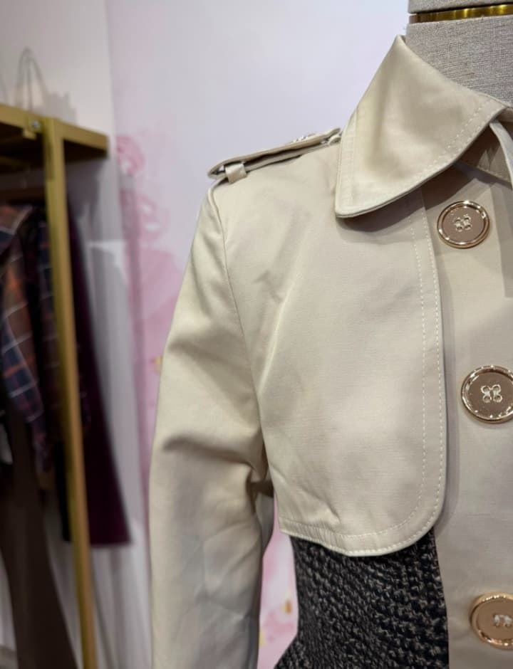 GABARDINA MADAME - Imagen 3