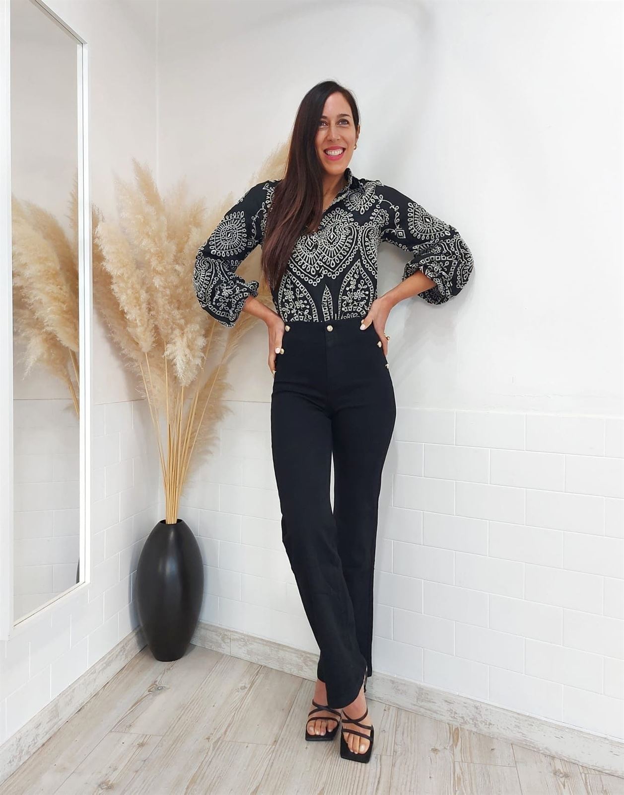 JEANS BOTONES NEGRO - Imagen 3