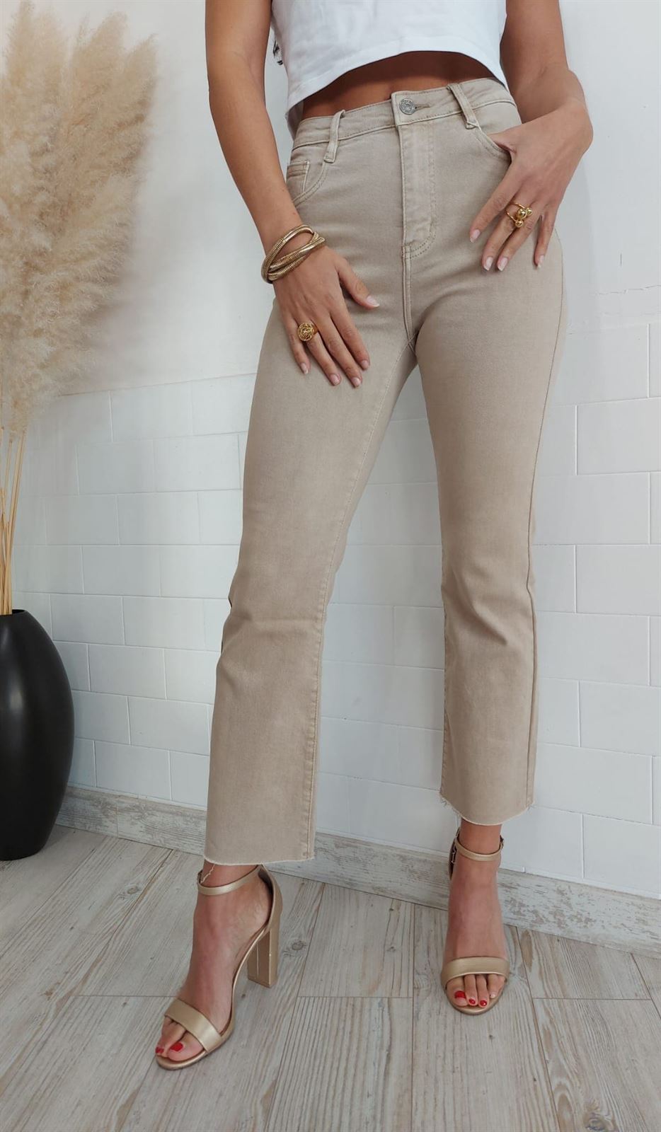 JEANS FLARE BEIGE - Imagen 1