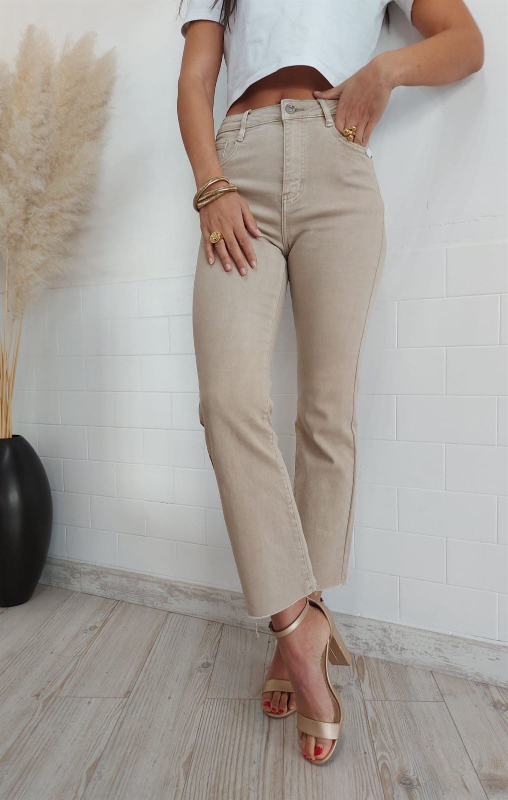JEANS FLARE BEIGE - Imagen 5