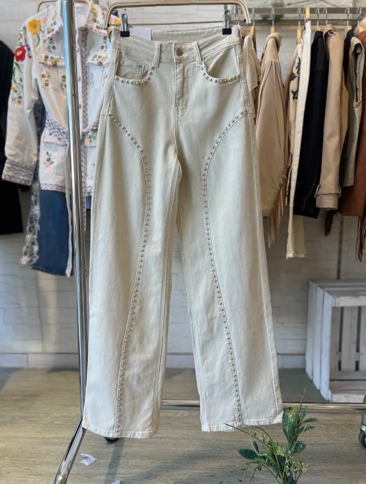 JEANS TACHUELAS ARENA - Imagen 1