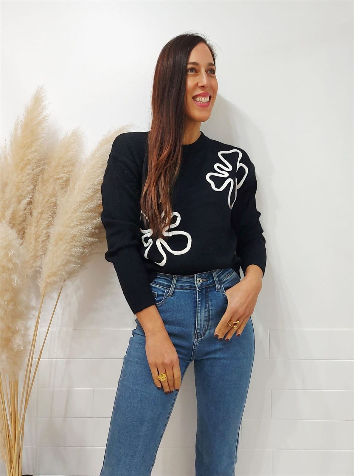 JERSEY BORDADO FLOR NEGRO - Imagen 4