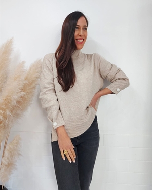 JERSEY LISO BOTÓN BEIGE - Imagen 1