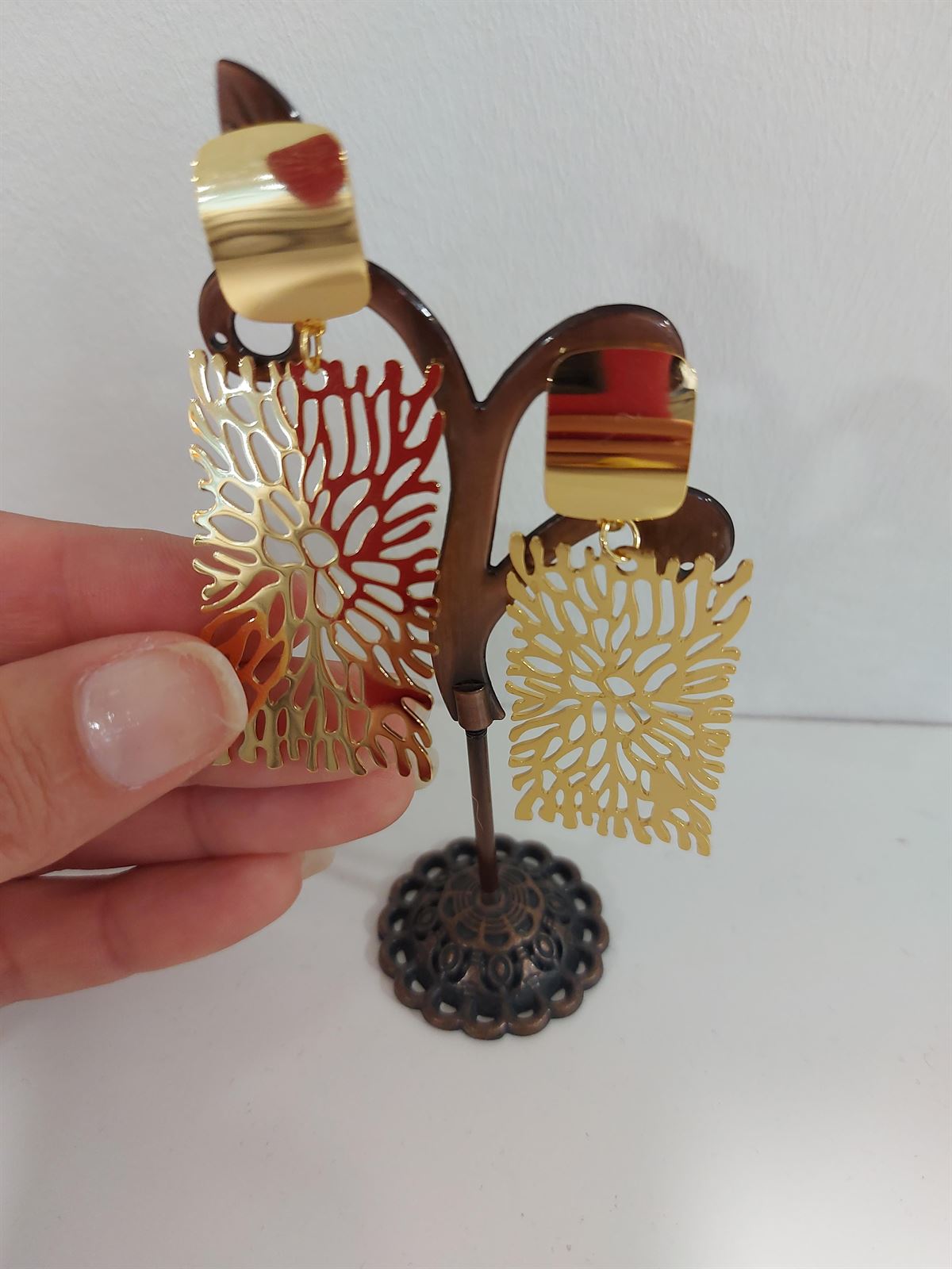 PENDIENTES ACERO DORADO - Imagen 1