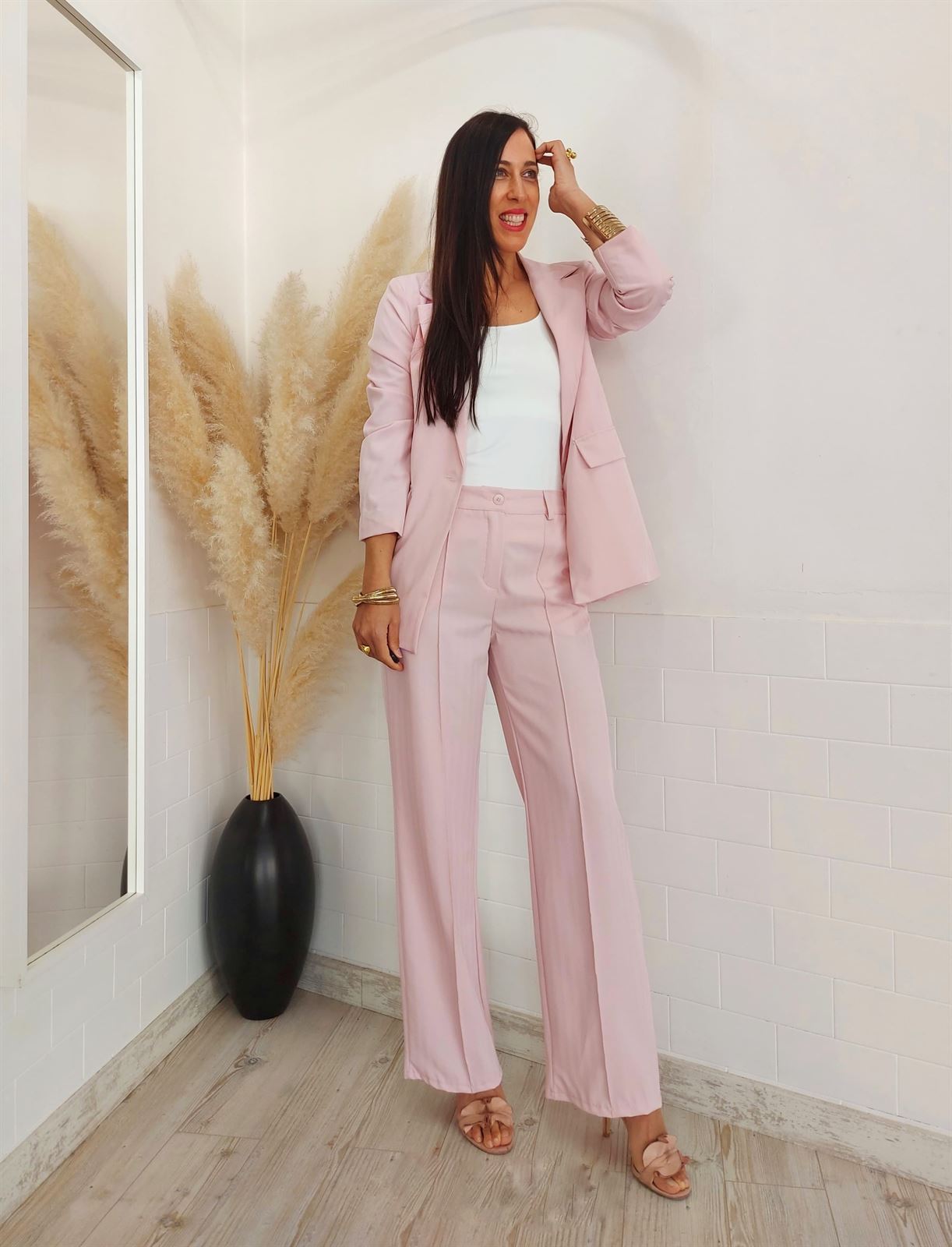 TRAJE MERIDA ROSA - Imagen 1