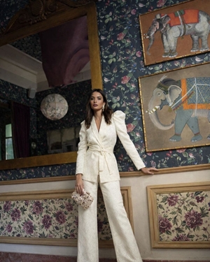 TRAJE PERSIA CRUDO - Imagen 1