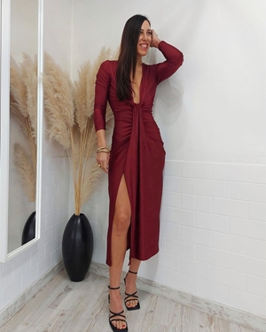 VESTIDO ESCOTE BURDEOS - Imagen 1