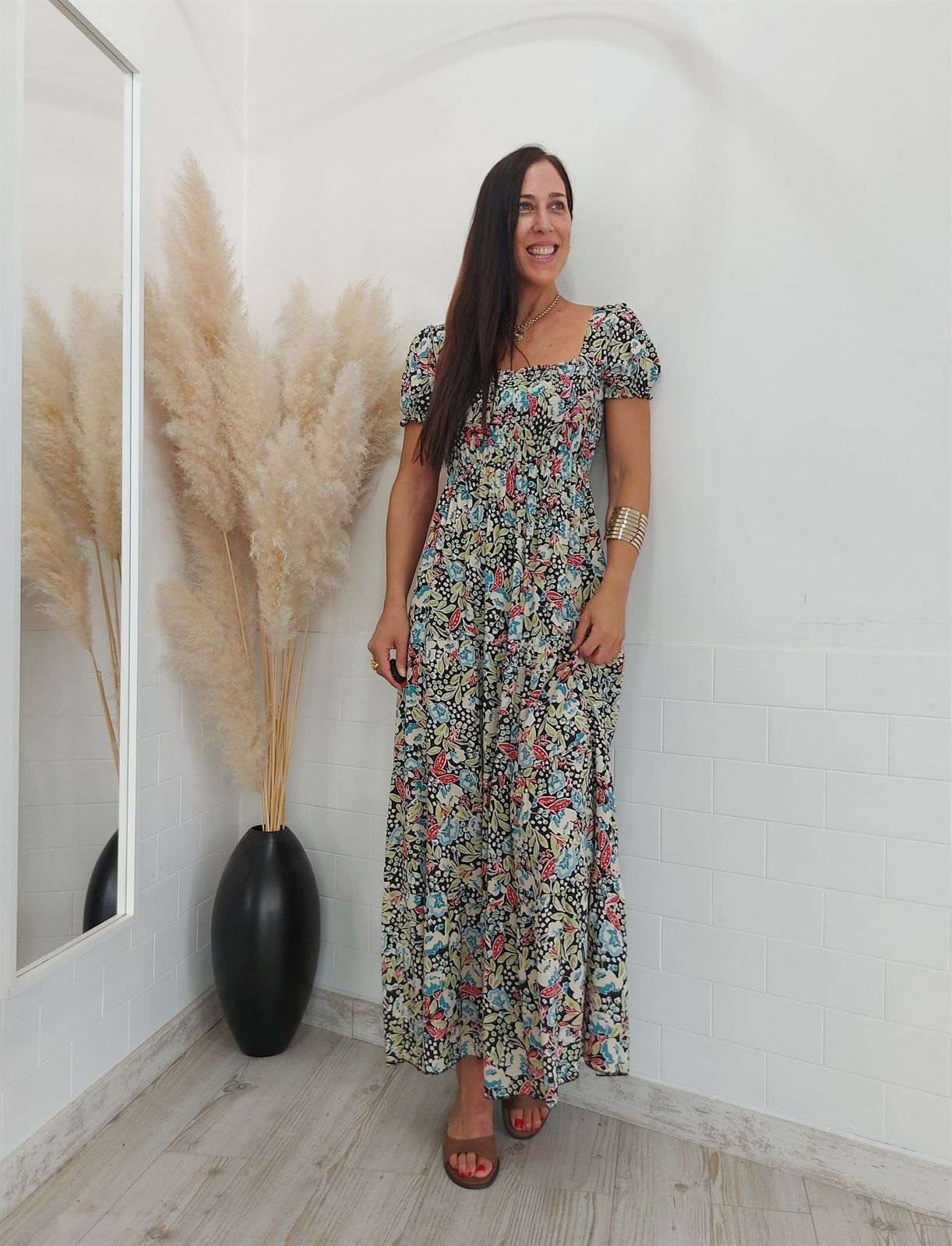 VESTIDO ESTAMPADO NEGRO - Imagen 4