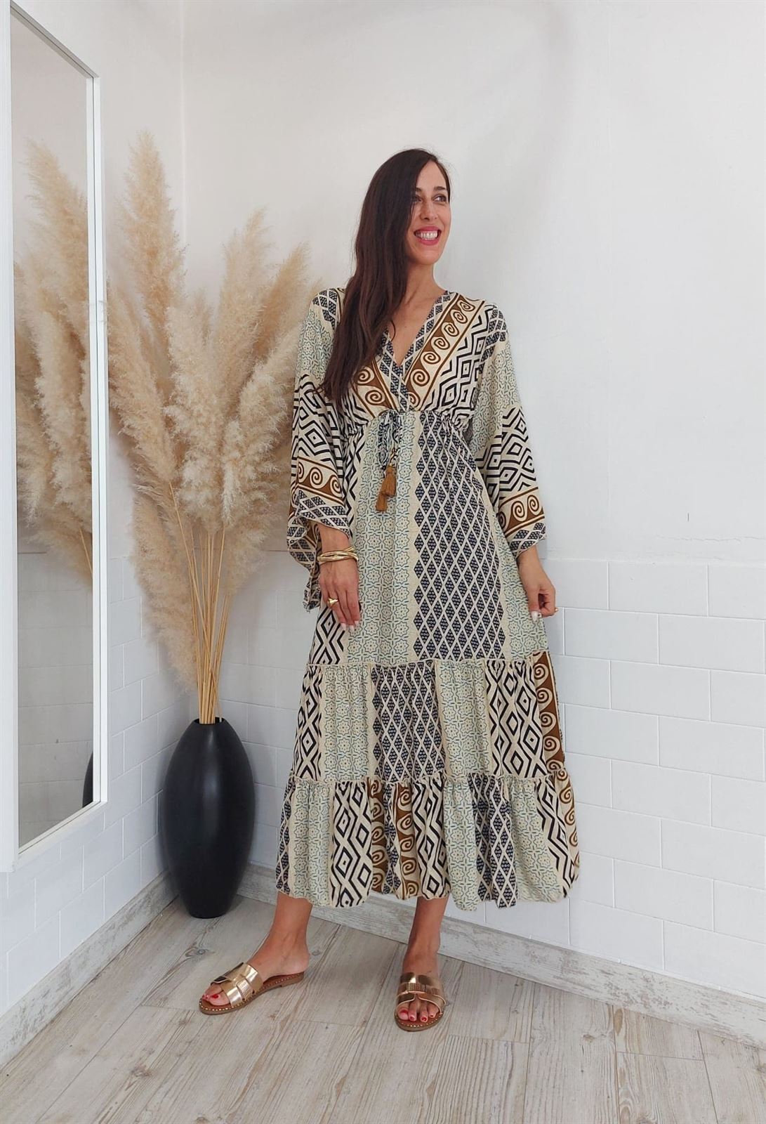 VESTIDO INDONESIA - Imagen 3