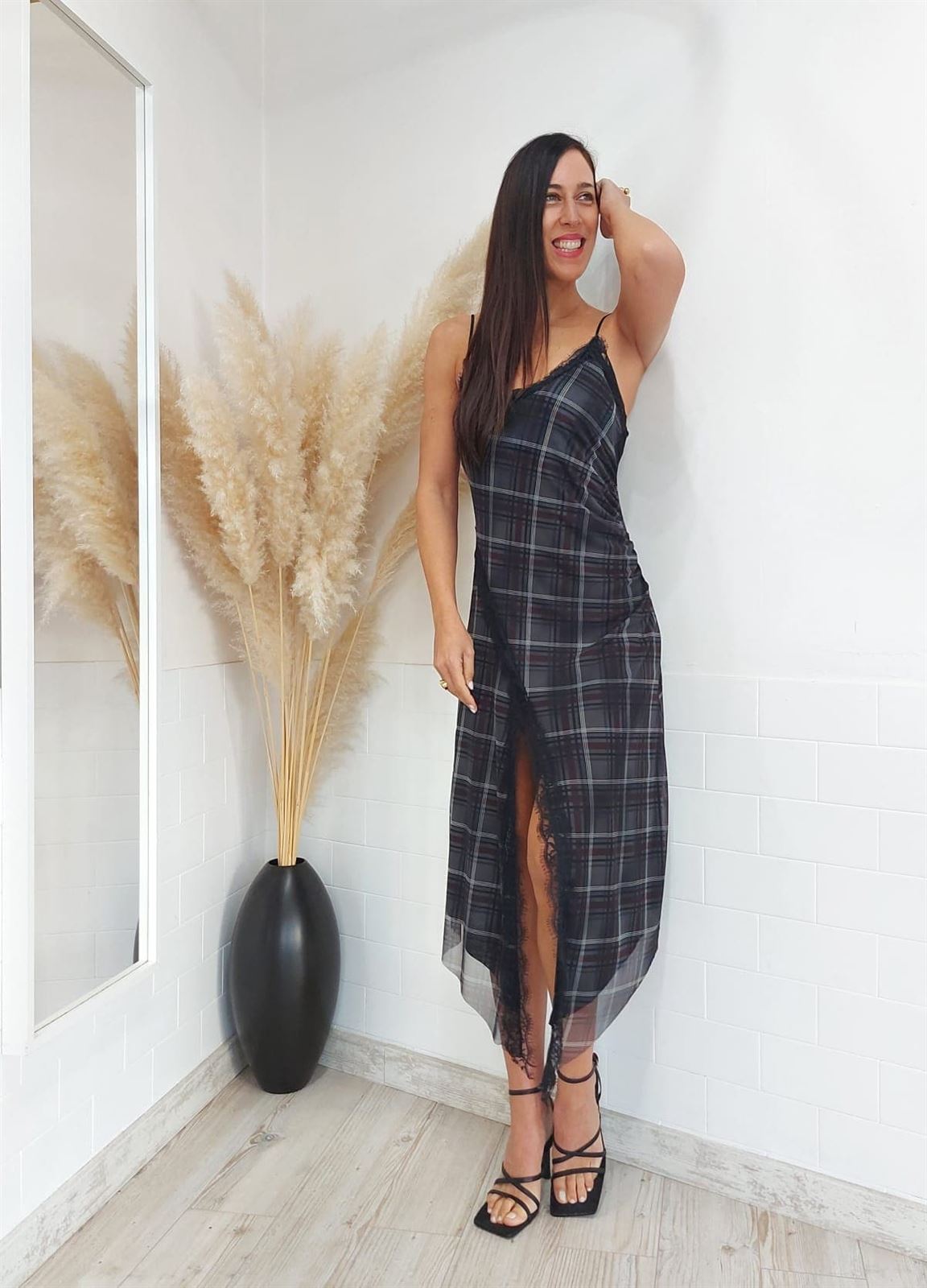 VESTIDO LENCERO CUADROS - Imagen 1