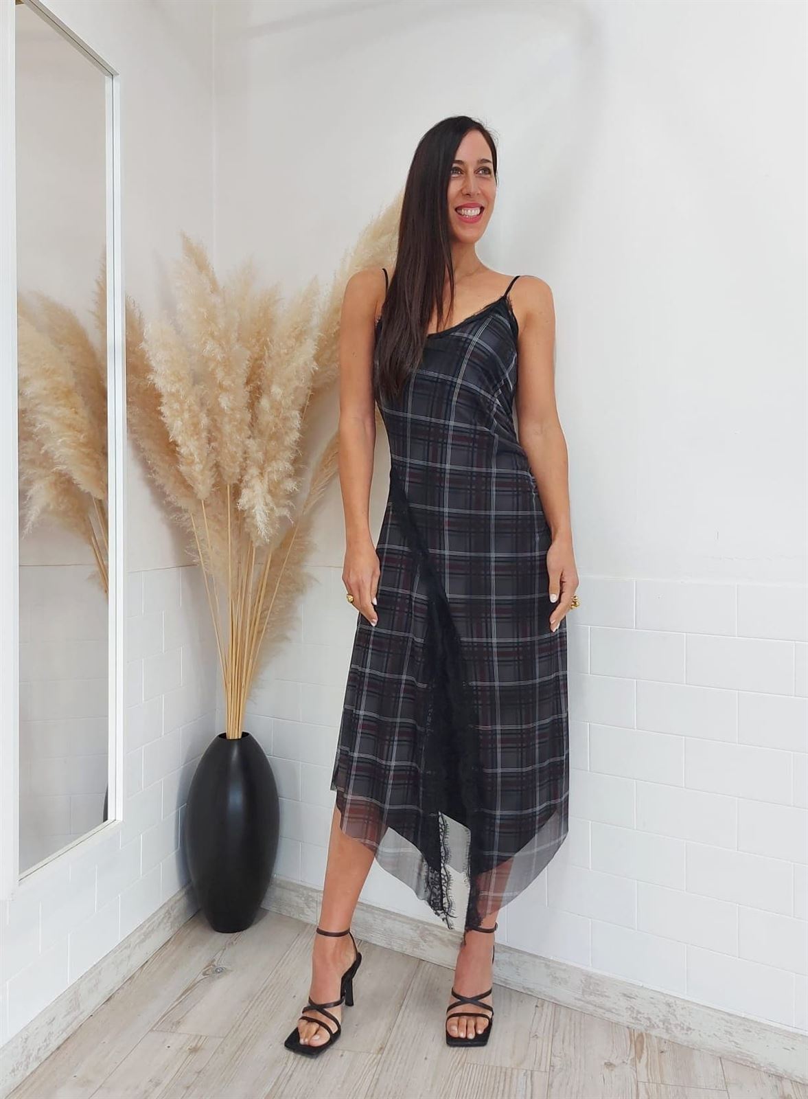 VESTIDO LENCERO CUADROS - Imagen 6