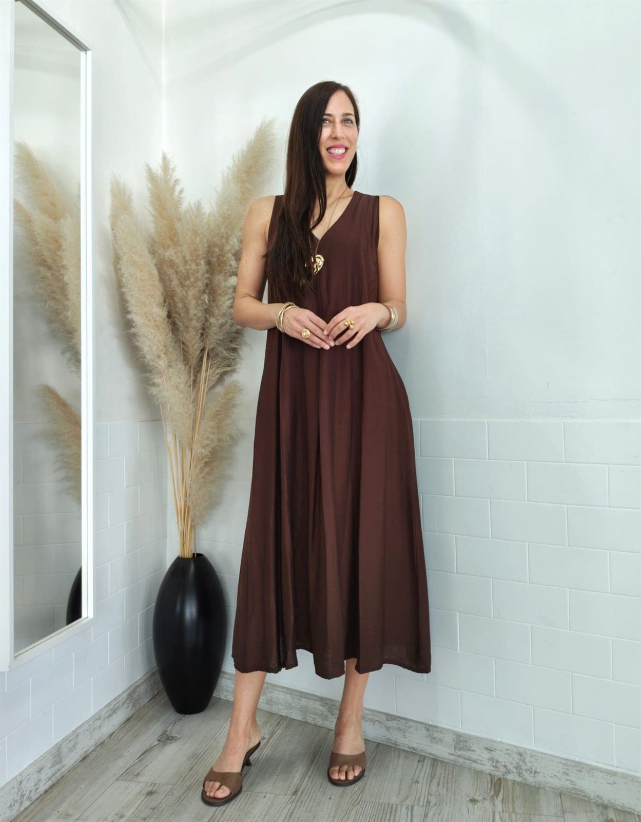VESTIDO LISO CHOCOLATE - Imagen 4