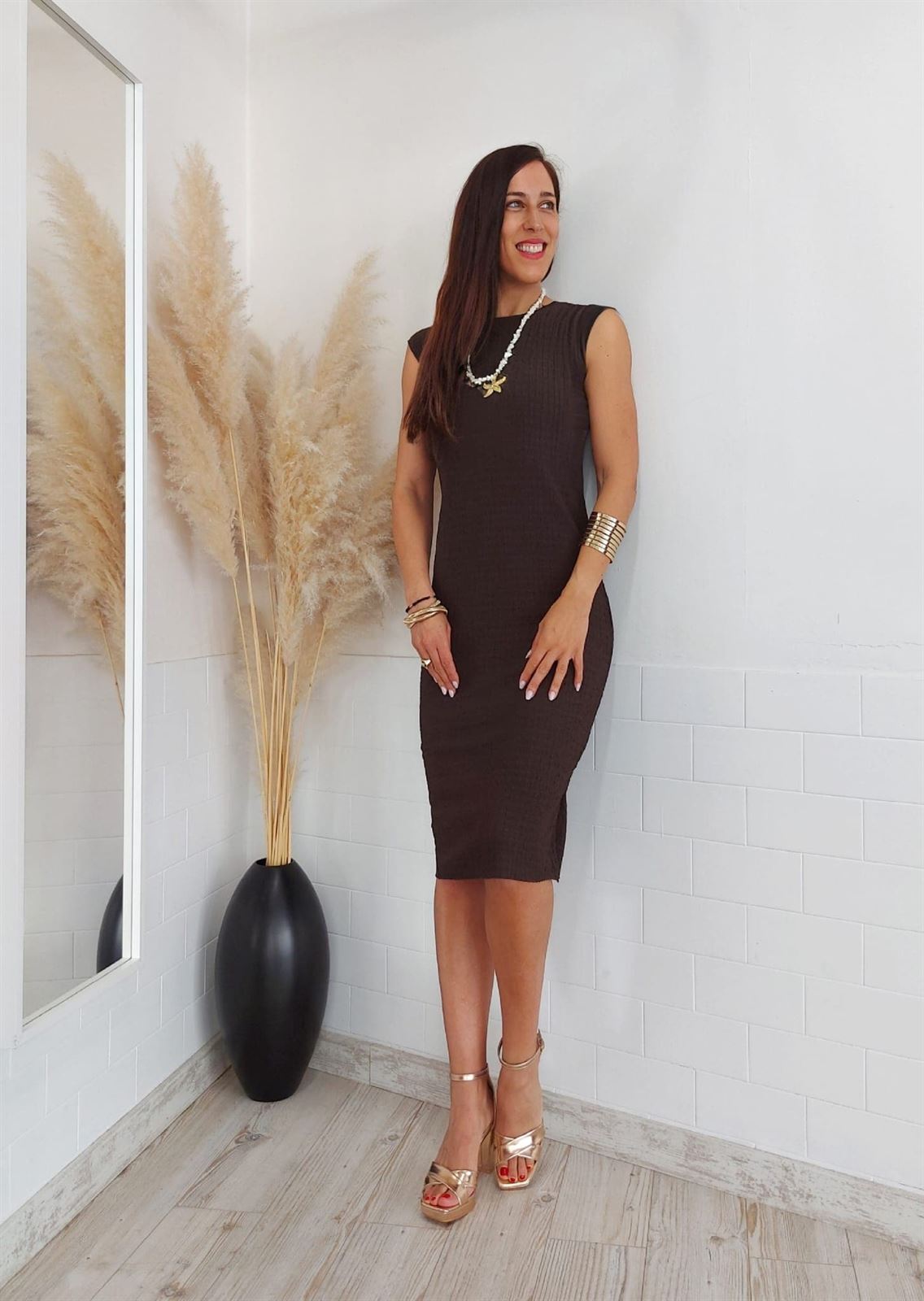 VESTIDO MIDI CHOCOLATE - Imagen 3