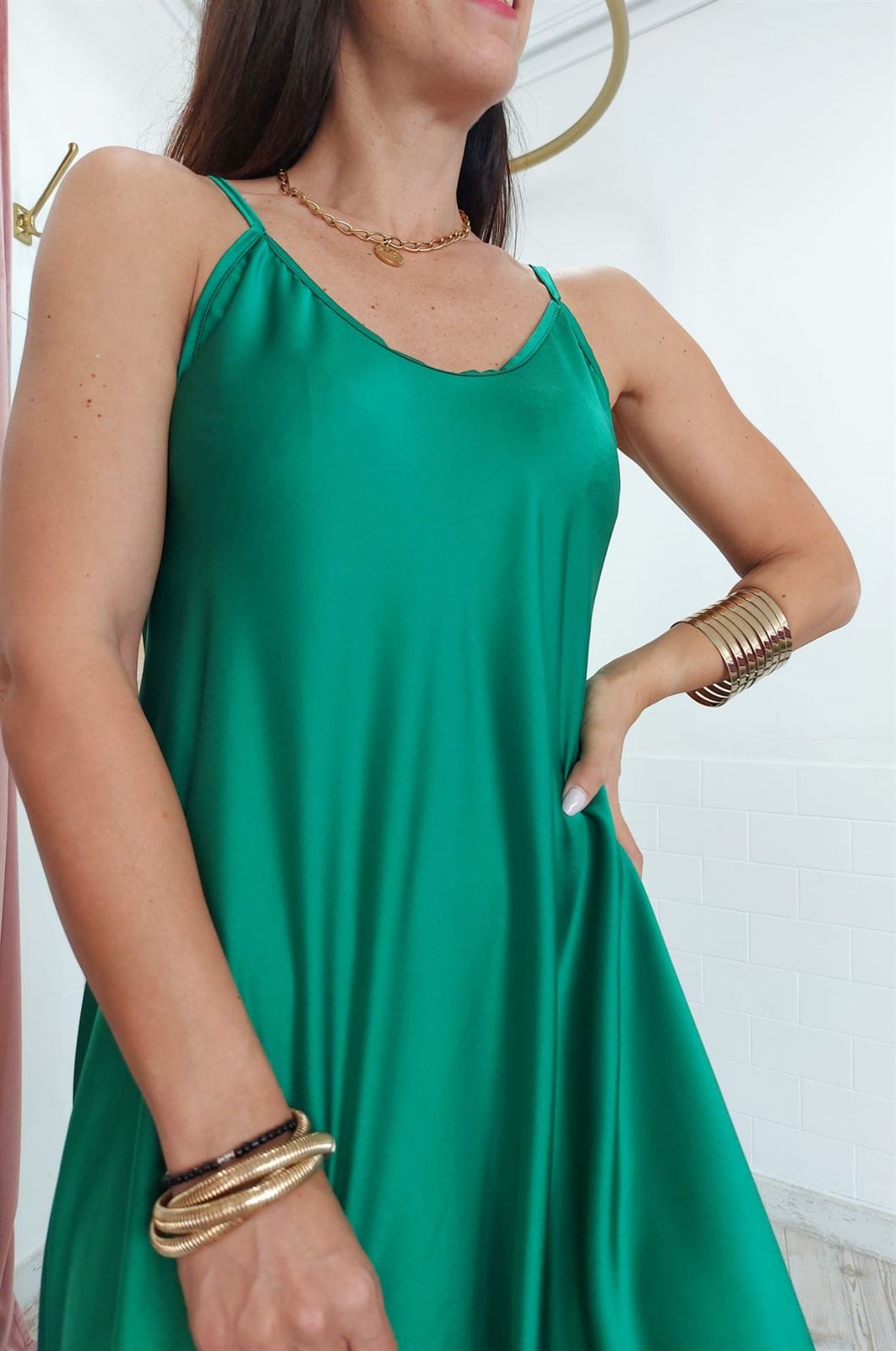 VESTIDO VERDE SATEN - Imagen 3